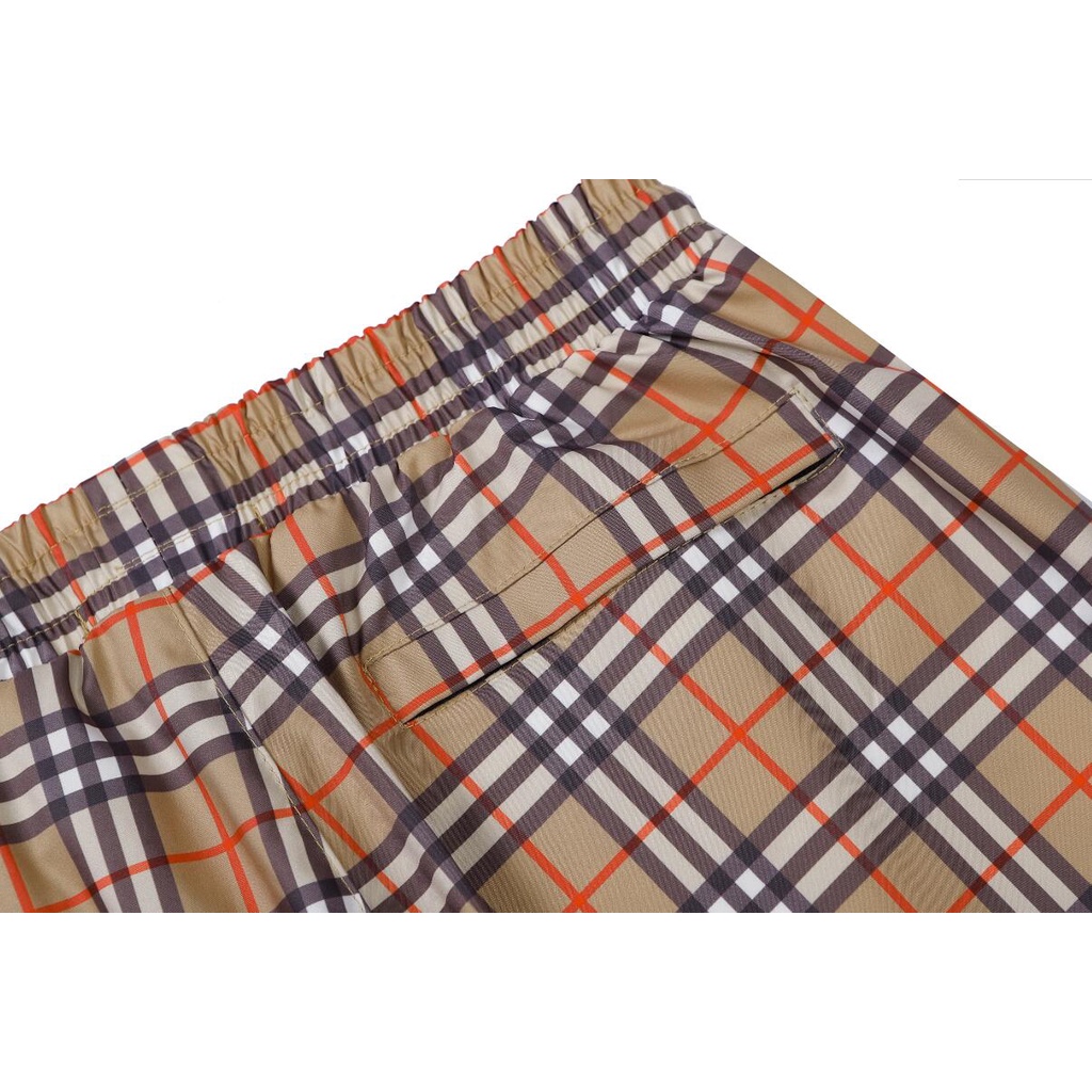 Quần ngắn cotton thêu logo Burberry thời trang cho unisex