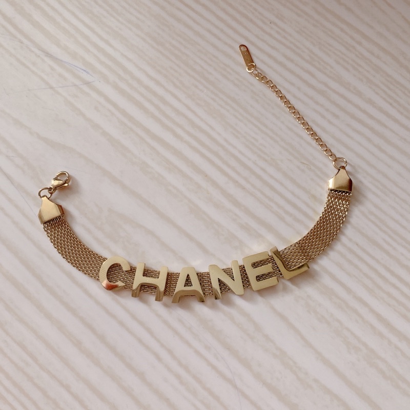 Lắc tay titan không rỉ