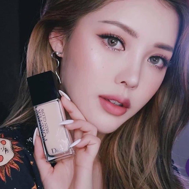 Kem nền Dior Glow Skin