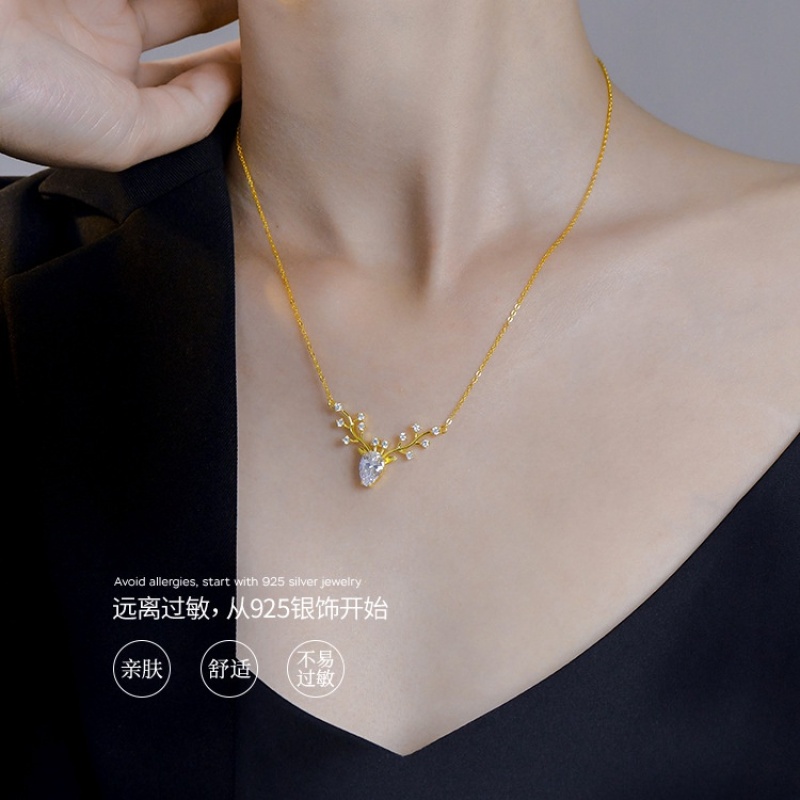 Vòng cổ Mặt Hình Hươu Đính Đá Thời Trang 2022 Sang Trọng Cho Cặp Đôi