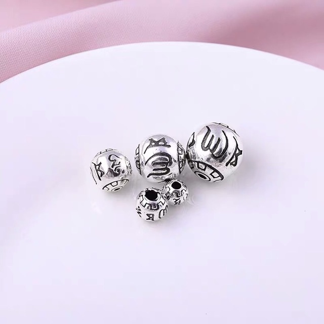 CHARM BẠC THÁI KHẮC OM MANI