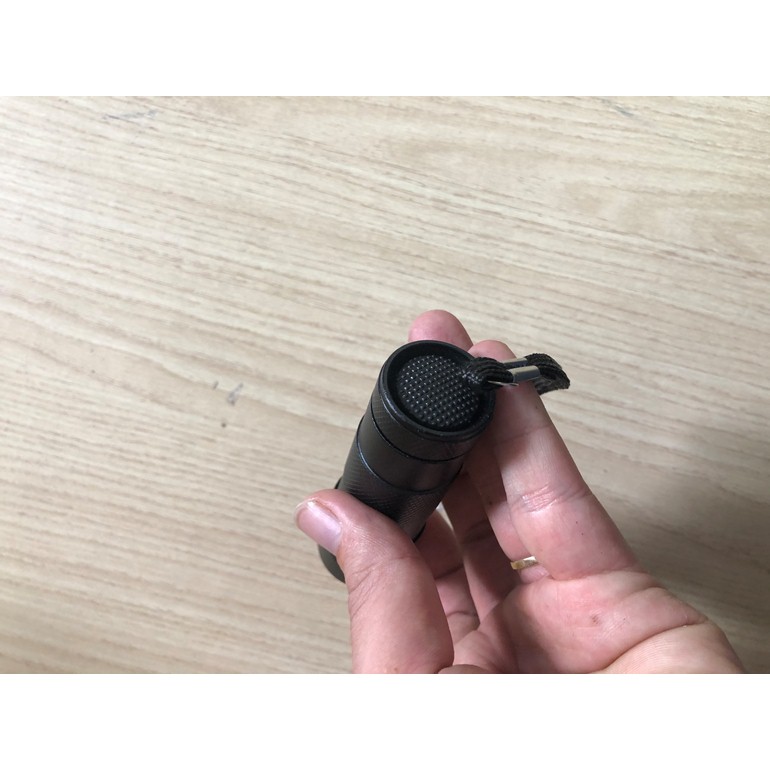Đèn pin UV tia cực tím 12 bóng led, bằng hợp kim nhôm