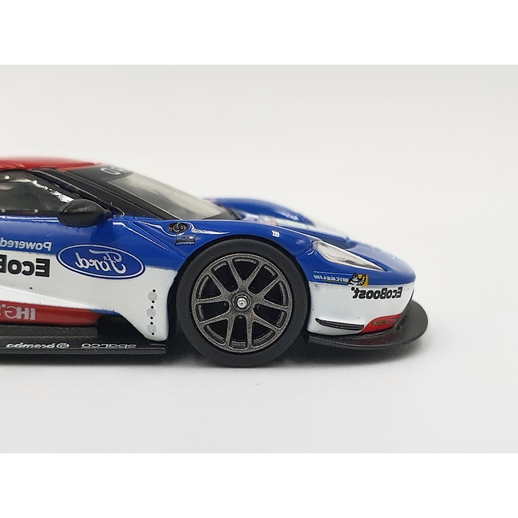 Xe Mô Hình Ford GT LMGTE PRO #68 2016 24Hrs of Le Mans Class Winner Ford Chip Ganassi Team USA 1:64 MiniGT ( Xanh )