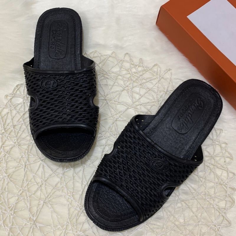 Dép tổ ong đen huyền thoại 100 lỗ siêu rẻ