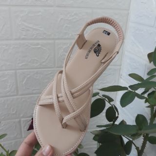 Giày sandan