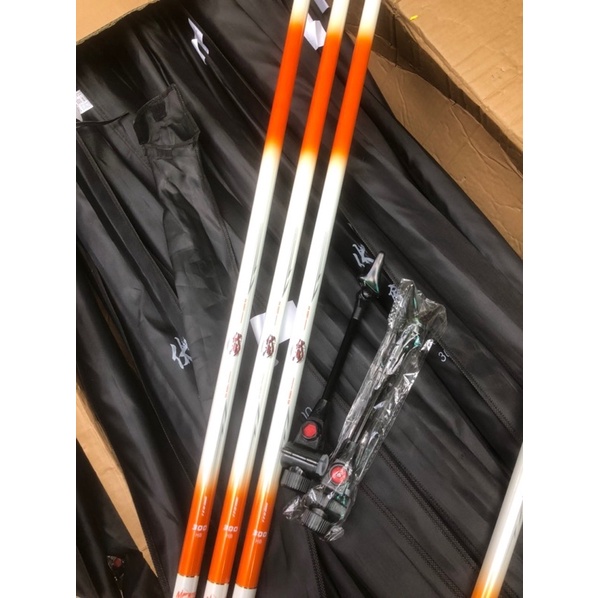 Gác Cần Carbon Săn Hàng MC Phục Ma + CÁN VỢT MC