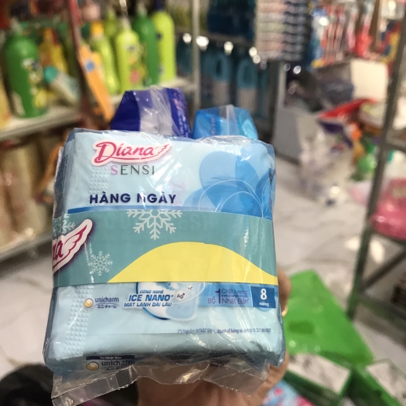 2 Lốc Băng vệ sinh Diana Sensi Cool fresh ban đêm 35cm Tặng diana hàng ngày 8 miếng