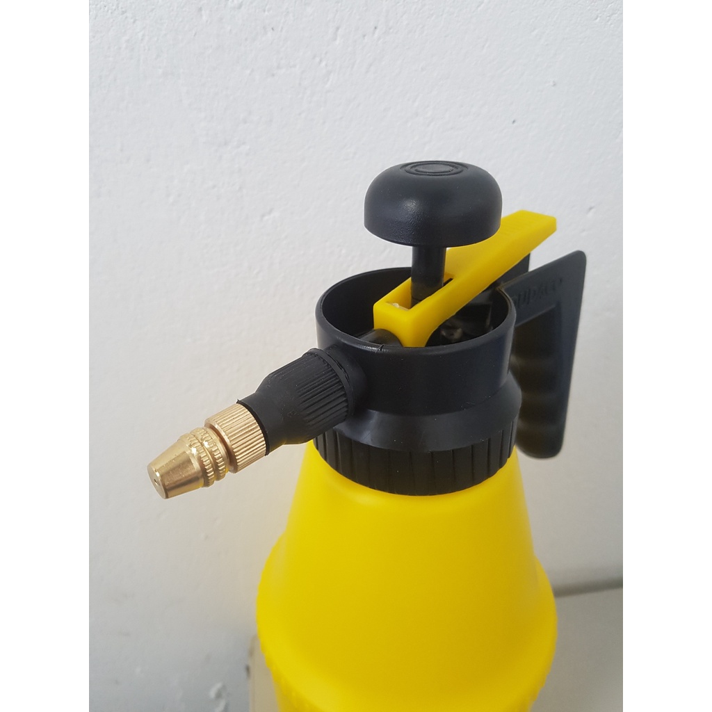 Bình tưới cây DADUCO 2 lít