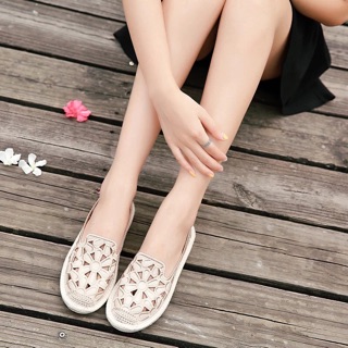 Giày lười thêu hoa cá tính sz (35-40)