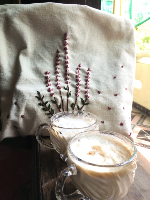 Túi tote thêu tay đeo vai hình hoa lavender tím