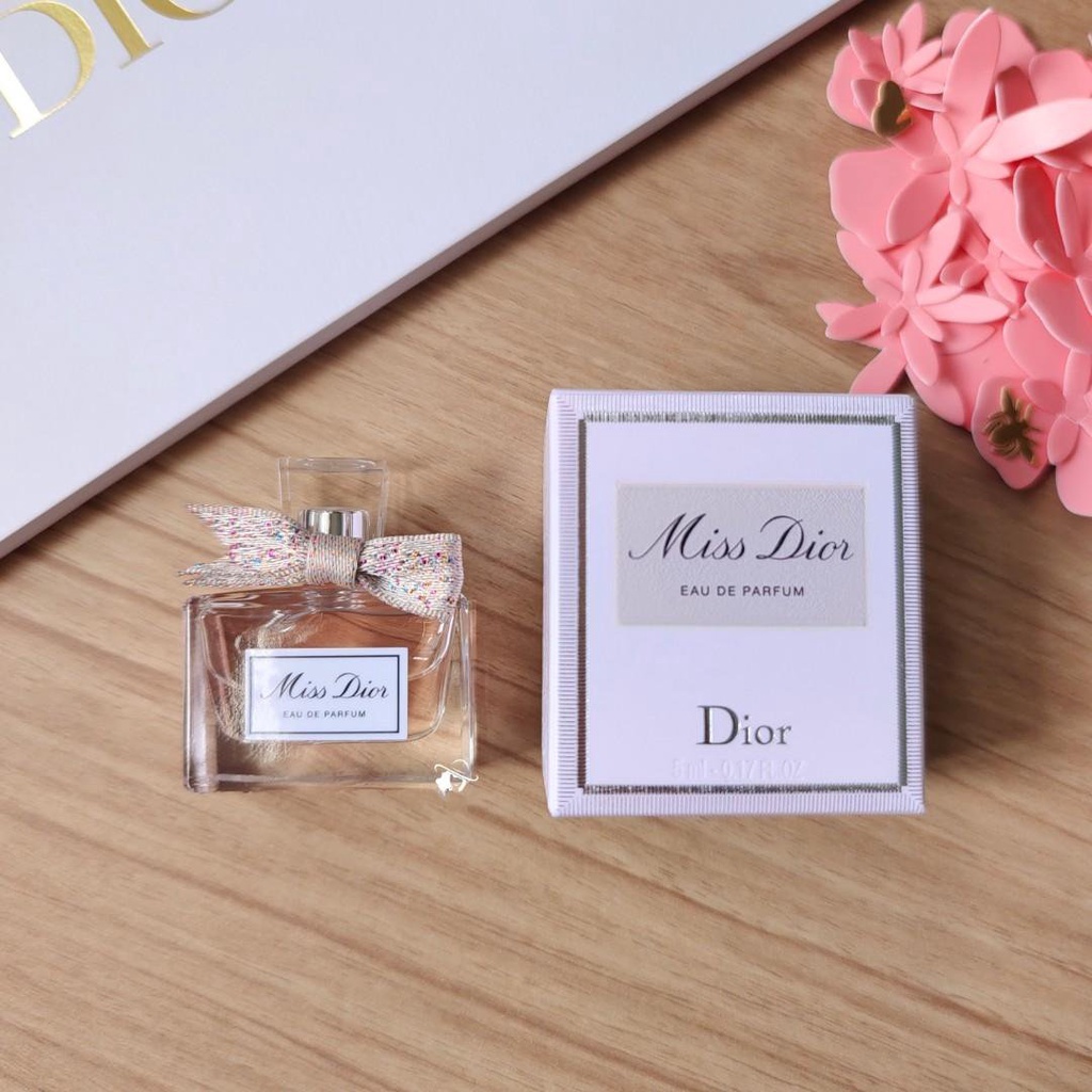 Nước hoa nữ Miss Dior EDP 5ml, dầu thơm Dior chính hãng hương hoa cỏ trẻ trung, nữ tính, thanh lịch