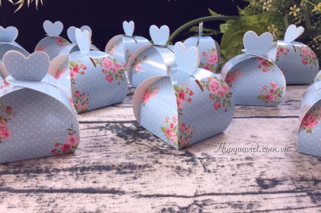 Set 100 hộp quà cưới tim(có nhiều màu)