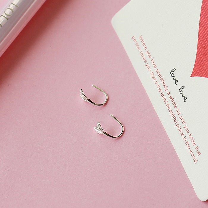 Bông Tai Hình Chiếc Lá Dễ Thương Xinh Xắn Cho Nữ A316