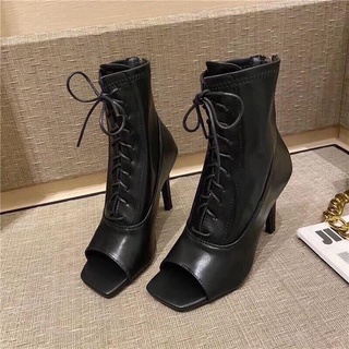 Boot hở ngón có dây