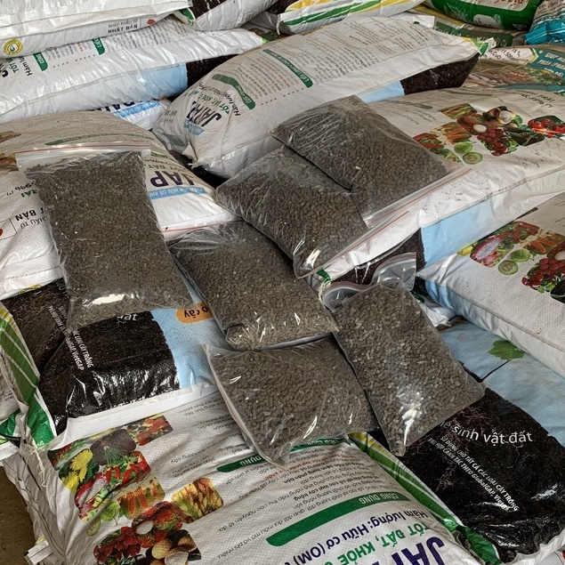 1kg Phân bón hữu cơ Nhật Bản JAPADI Dạng viên nén Phân bón tốt cho rau, cho hoa cho cây ăn Quả
