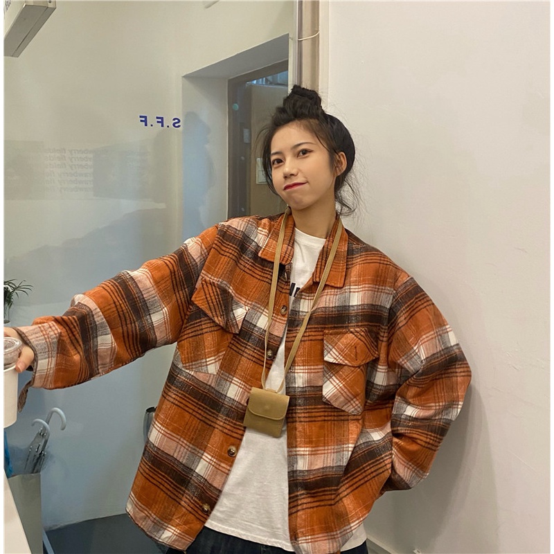 Áo sơ mi tay dài dáng rộng kẻ sọc kiểu retro cá tính