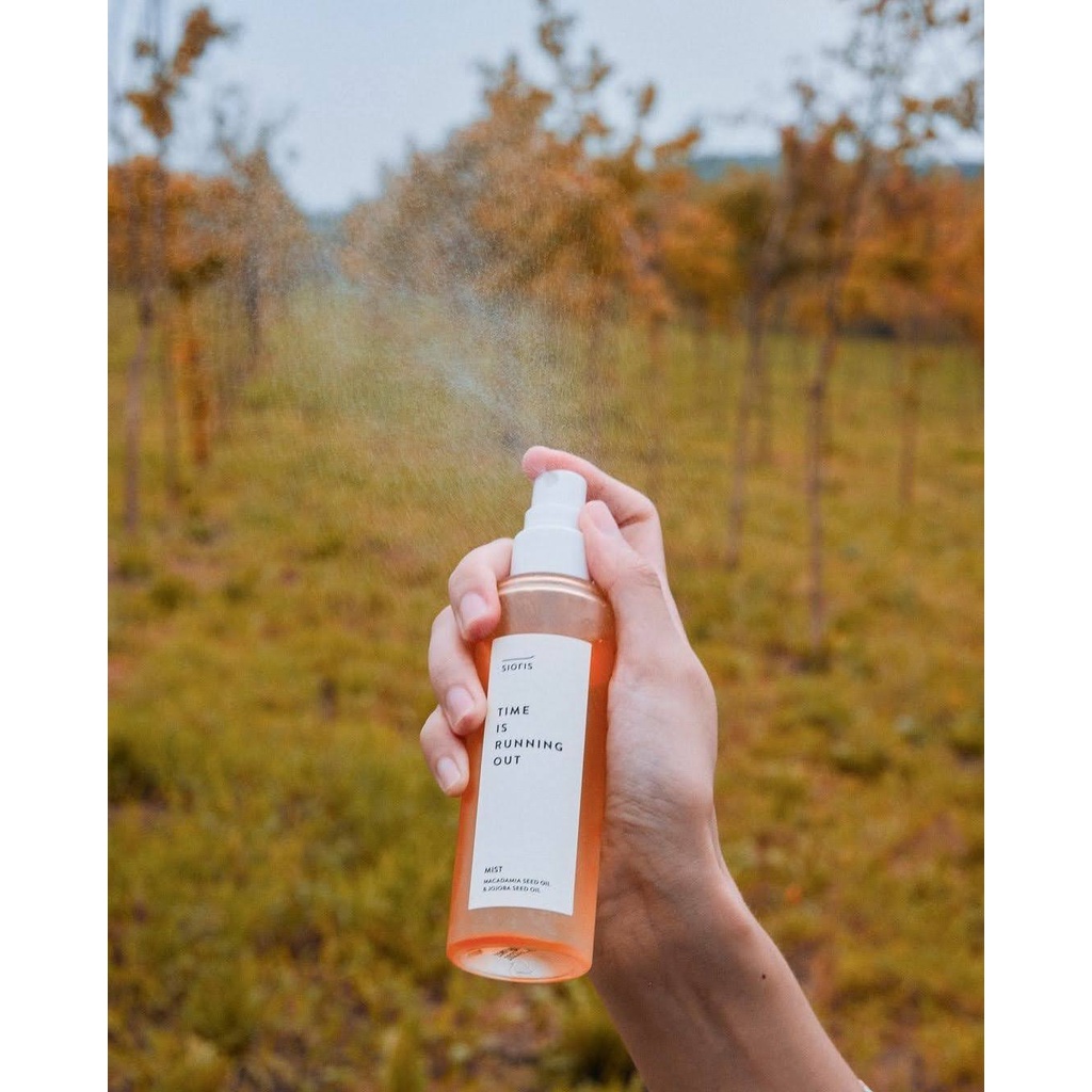 Xịt dưỡng ẩm da cực fresh SIORIS Time Is Running Out Mist 100ml