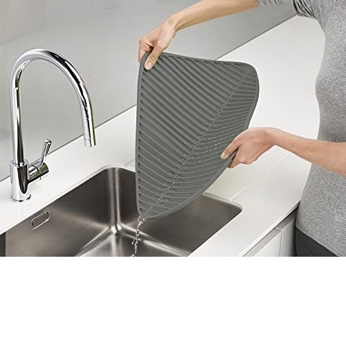 Khay úp cốc, bát đĩa đa năng Joseph Joseph 85087 Flume, nhập Đức chính hãng