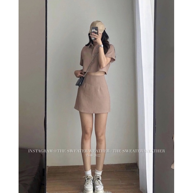 SET POLO TỔ ONG TRƠN ÁO CROPTOP KÈM CHÂN VÁY LY XOÈ DÁNG A SPTLTO