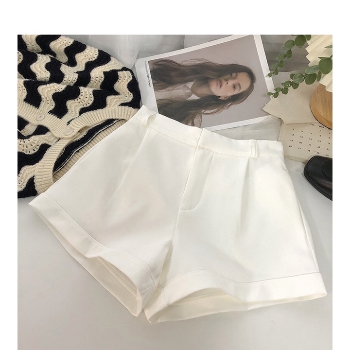 Quần Short Winnie nữ phong cách Hàn Quốc vải Umi Hàn cao cấp chuẩn form (WN002)