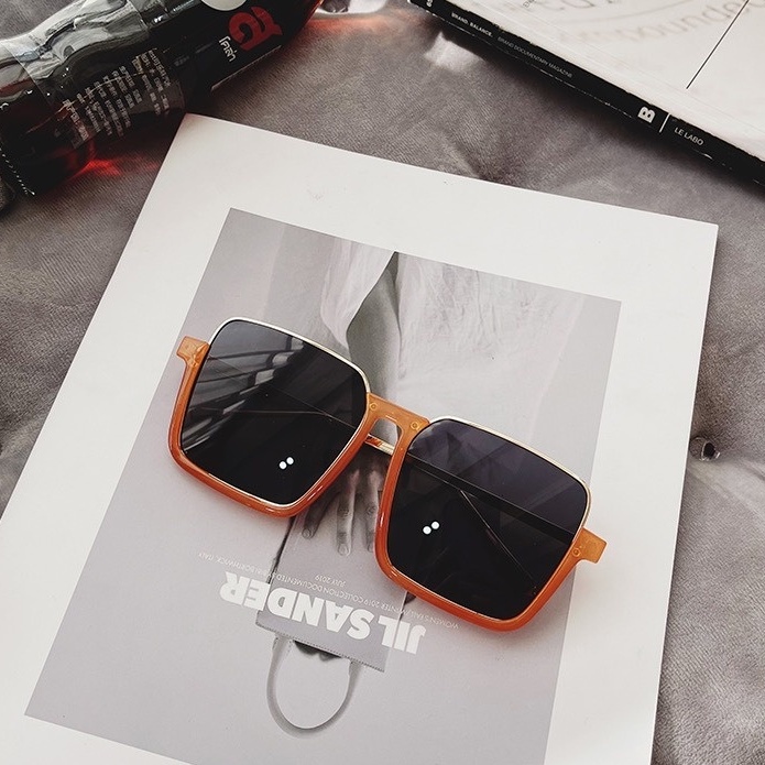 Kính Mát Gọng Lớn Phong Cách Retro