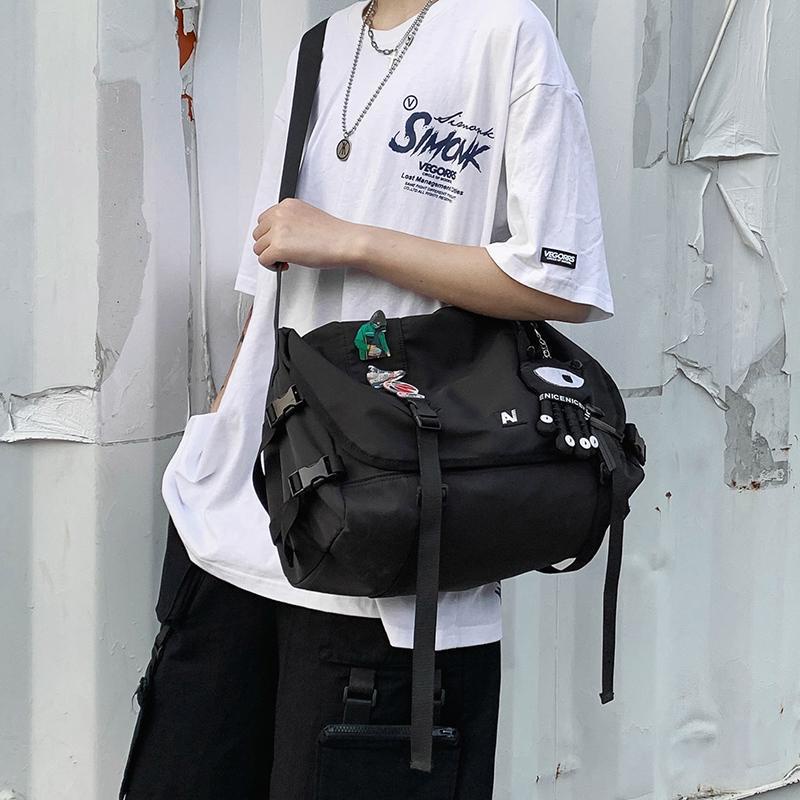 Oyster☞ Túi đeo vai cỡ lớn thiết kế cá tính cho nam | BigBuy360 - bigbuy360.vn
