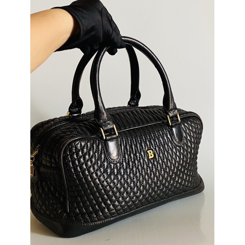 Túi xách hộp Bally da bê cực mềm