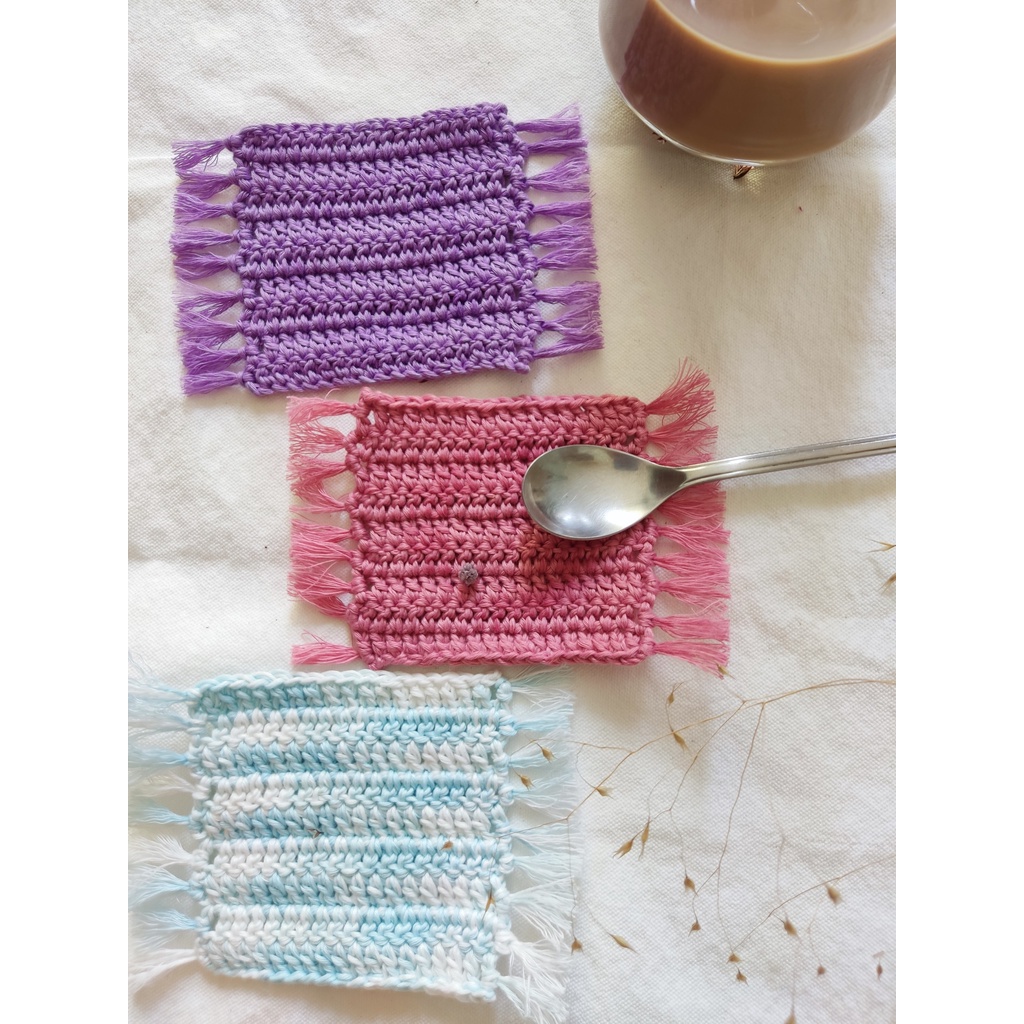 Đế lót cốc, miếng lót ly thấm nước hình vuông phong cách cổ điển vintage handmade từ len