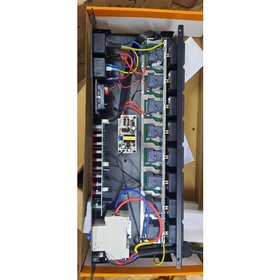 QUẢN LÝ NGUỒN ĐIỆN DBX VS1035 - CÓ CẦU DAO - 10 cổng - hàng mới 2022