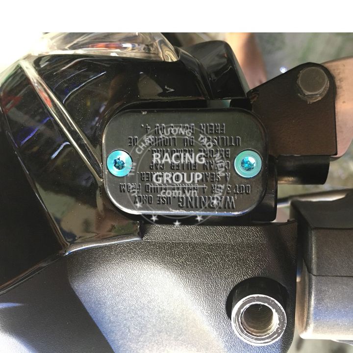 Ốc GR5 4li15 đầu dù, dẹp âm gắn các vị trí khác cùng kích thước cho nhiều dòng xe ( giá 1 con )