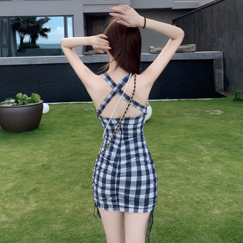 Đầm Hai Dây Cổ Chữ V Họa Tiết Sọc Caro Phong Cách Hàn Quốc