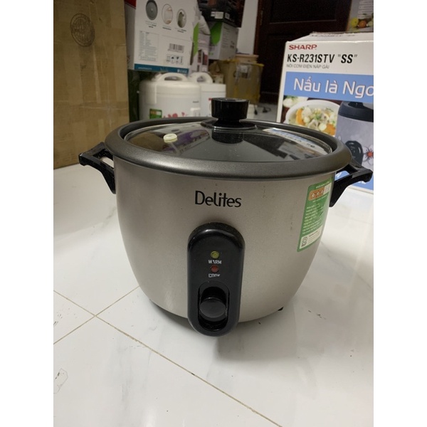 Nồi Cơm Nắp Rời Delites 1.8 Lít RC-10W003