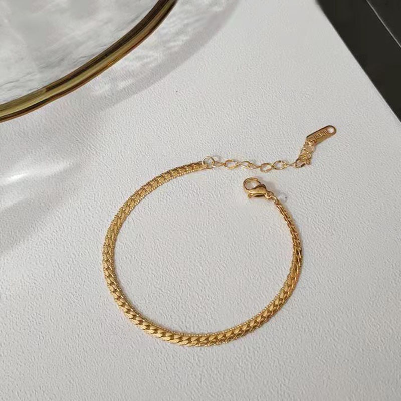 Vòng tay thép titan mạ vàng 18K đơn giản phong cách Hàn Quốc dễ phối đồ sành điệu cho nữ