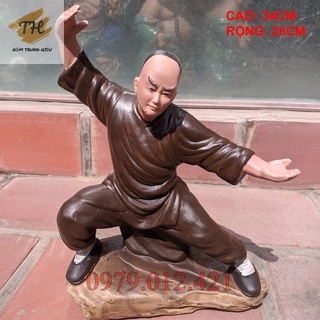 Tượng Hoàng Phi Hồng gốm Bát Tràng