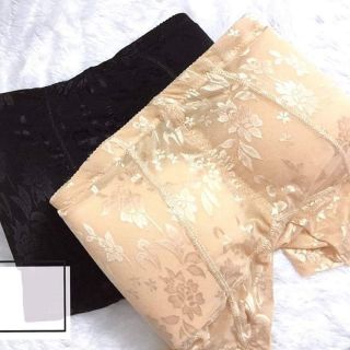 Quần độn mông Phối ren nâng hông và mông cao cấp
