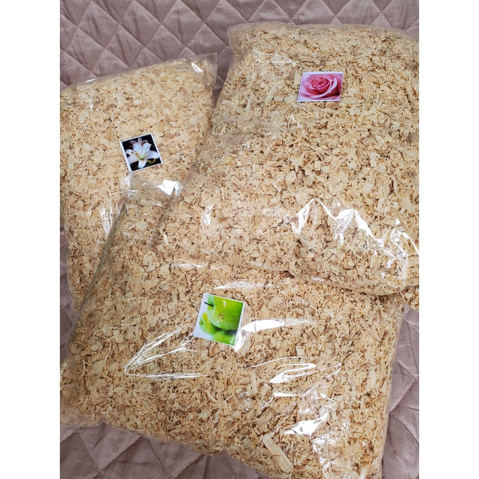 Mùn cưa thơm lót chuồng dùng cho hamster đóng gói 0.5 kg