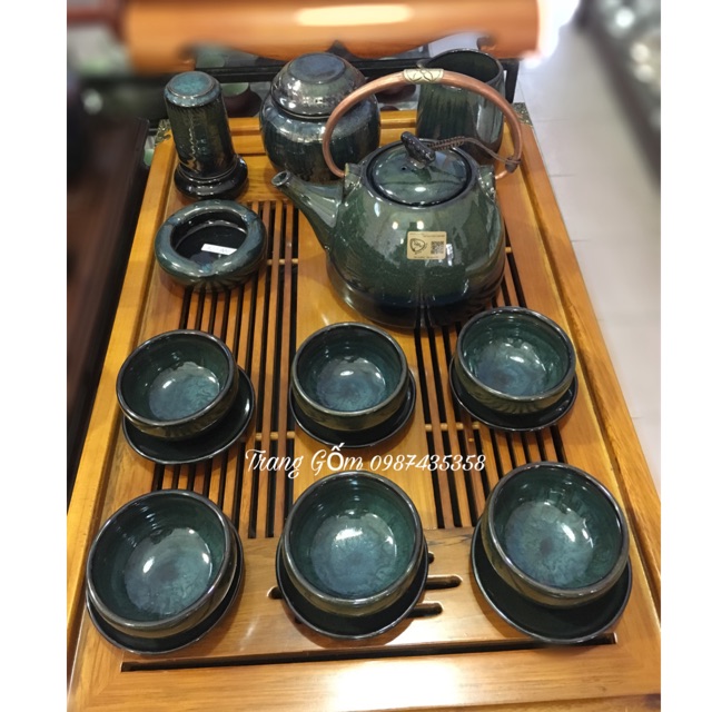 Ấm chén men hoả biến màu xanh rêu quai đồng