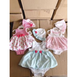 Body bé gái kèm mũ Little Me cực đẹp