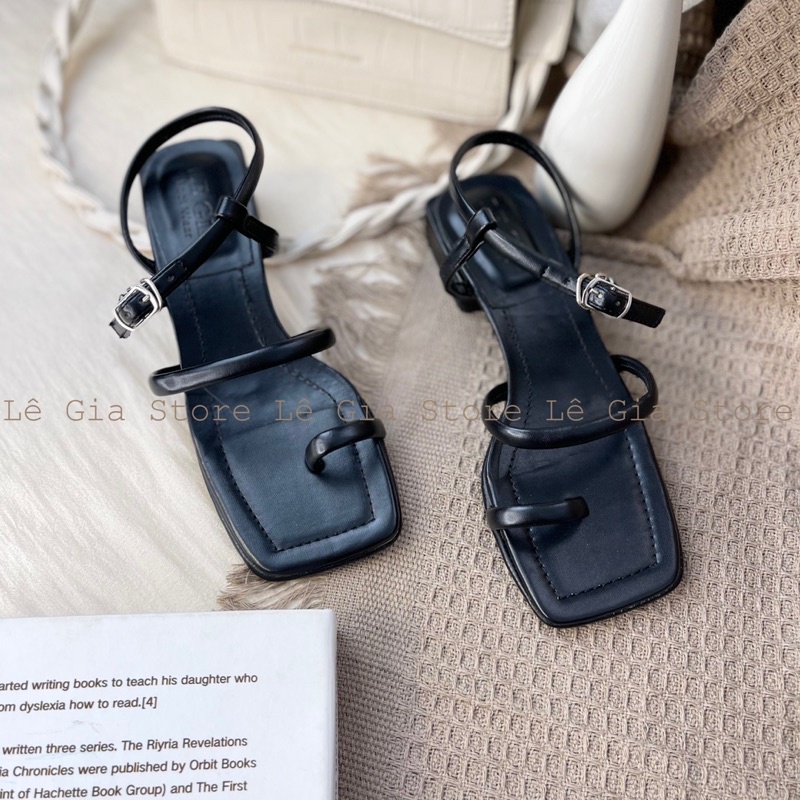 Sandal xỏ ngón 2cm