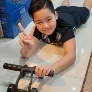 Con lăn tập cơ bụng 4 bánh