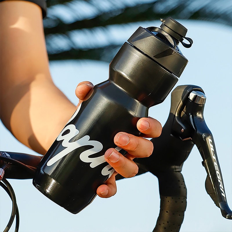 Bình đựng nước WEST BIKING 610-710ml bằng silicon siêu nhẹ phong cách thể thao