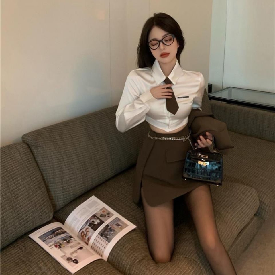 Suit women 2022 spring new short style suit jacket + satin shirt + buttocks skirt three sets