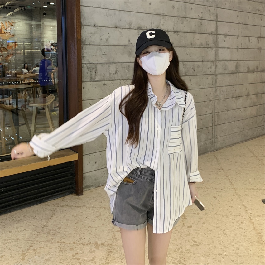 Áo sơ mi IELGY tay dài có túi họa tiết kẻ sọc dành cho nữ