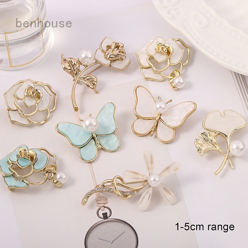 Trâm Cài Áo Hình Hoa Hồng Và Bướm Kiểu Dáng Cổ Điển