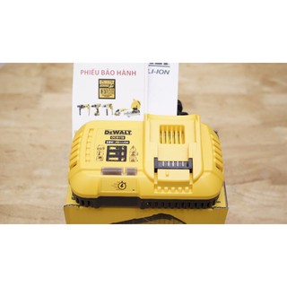Dmtt sạc nhanh dewalt dcb 118-kr, 220v, bảo hành chính hãng 12 tháng