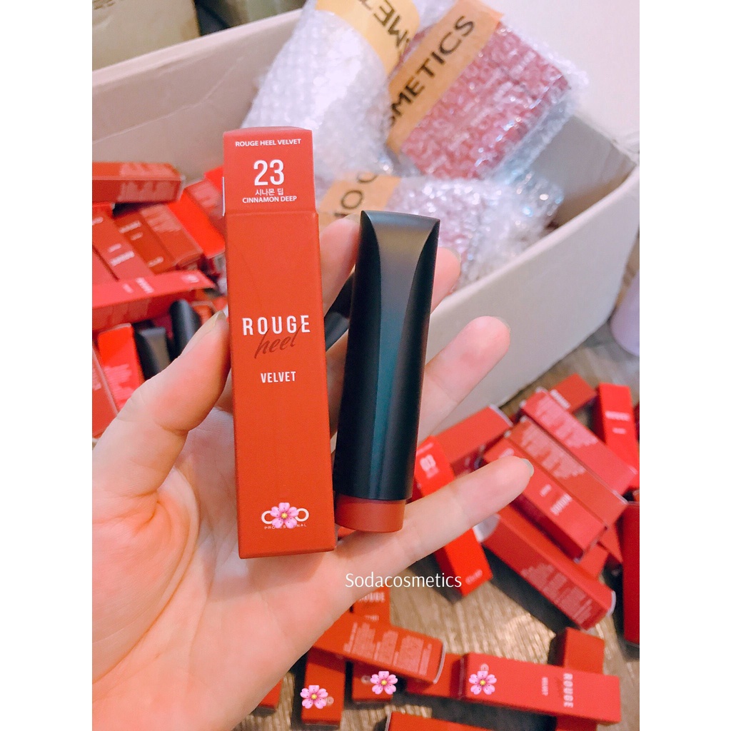 SON THỎI CLIO ROUGE HEEL VELVET