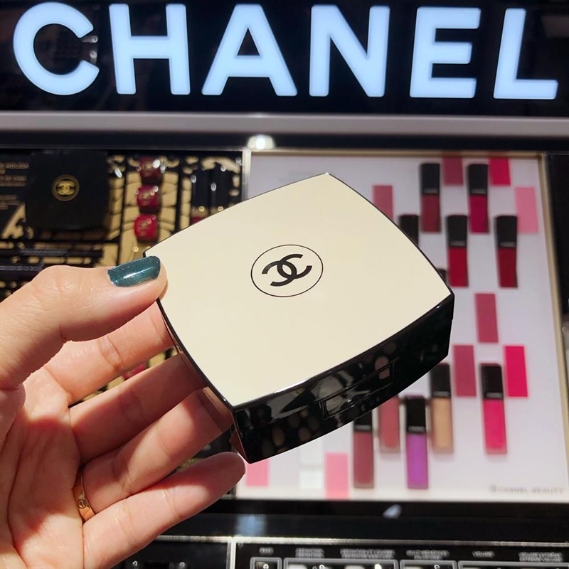 Kem Nền Dạng Lỏng Làm Sáng Da SPF25 PA + + N10 # N12 #