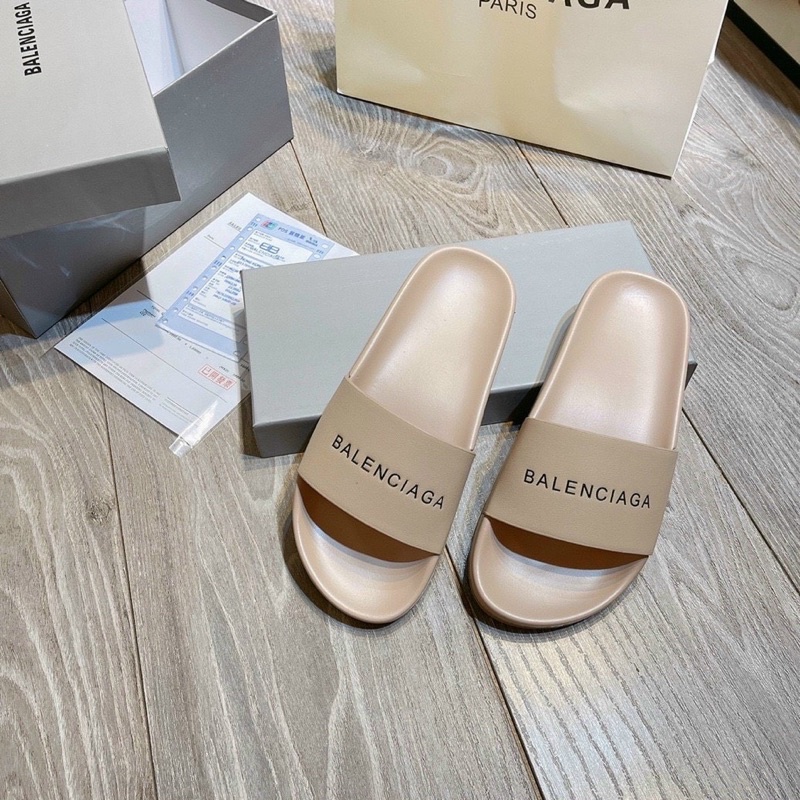 Dép lê balen chữ fullbox