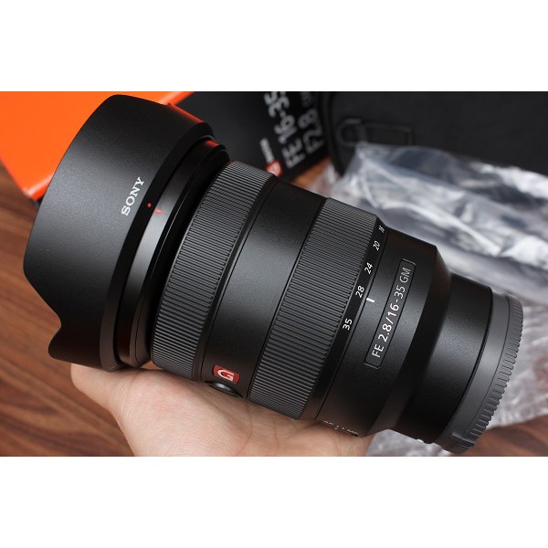 Ống kính Sony FE 16-35mm f/2.8 GM, đẹp 99%