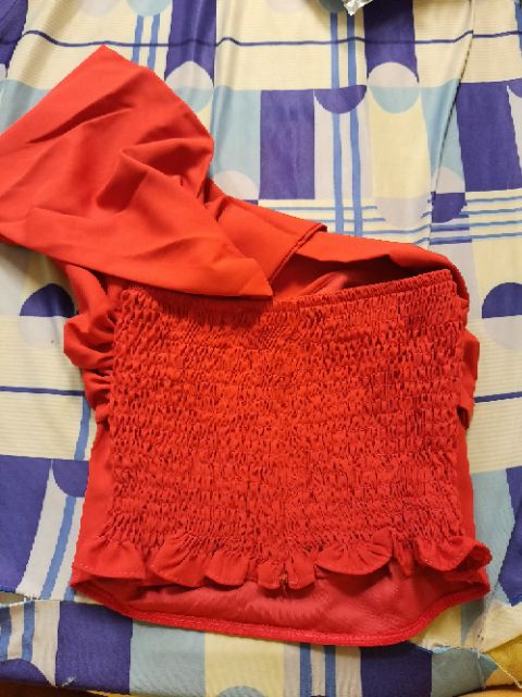 Áo crop lệch vai (áo crop so hot kèm ảnh thật) | BigBuy360 - bigbuy360.vn